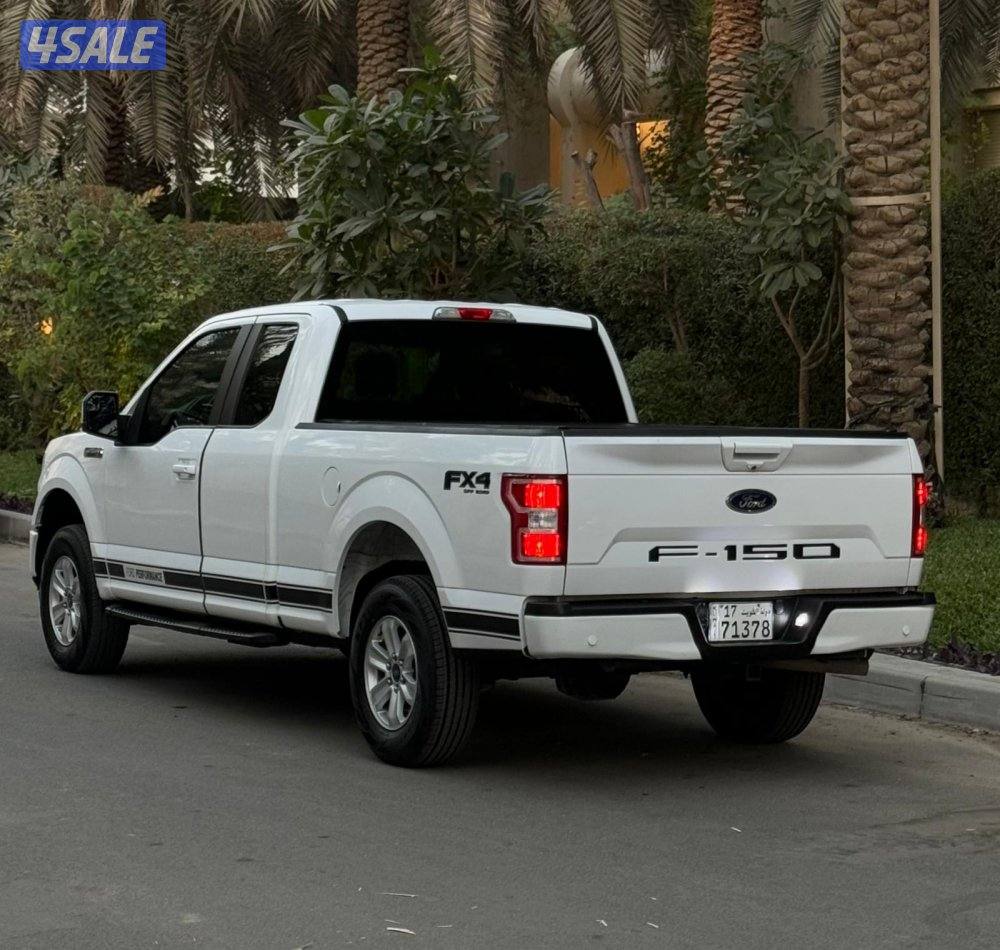 للبيع وانيت فورد موديل 2018  دبل قير3