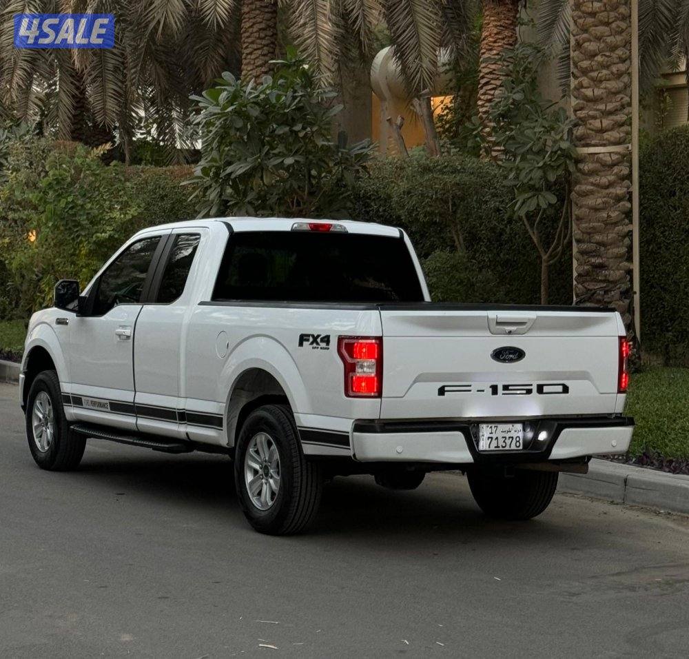 للبيع وانيت فورد موديل 2018  دبل قير5