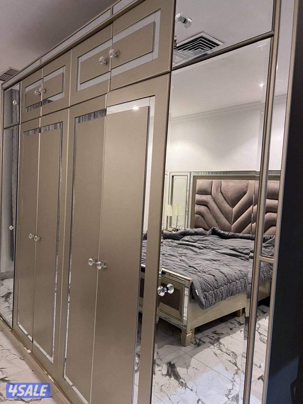 بيع سرير نوم كابيت كبير تسريحه غرفه كبيره نفرين0