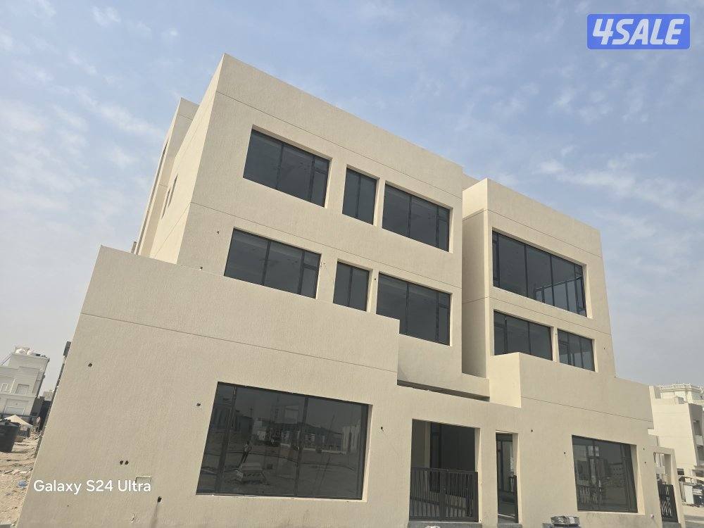 للإيجار فيلا راس في المطلاع1