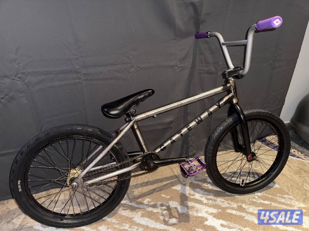 BMX للبيع أو للبدل Cult gateway 20220