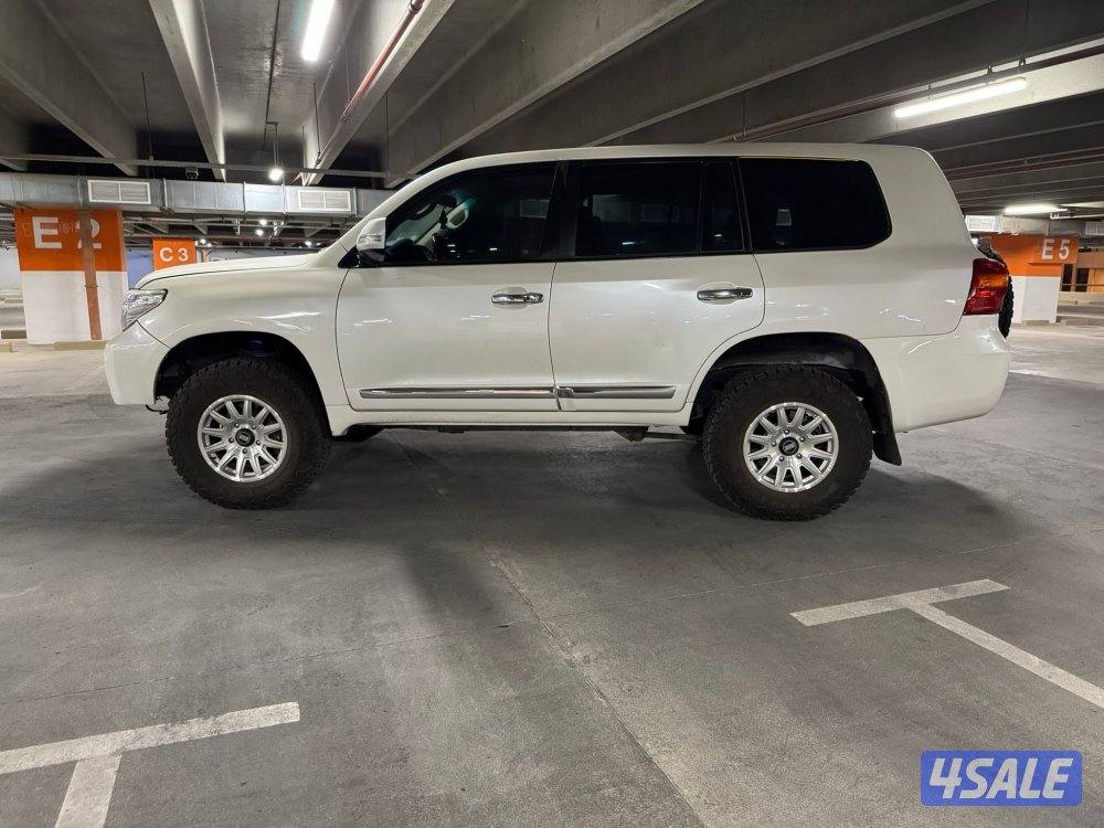 لاندكروزر GXR قير عادي3