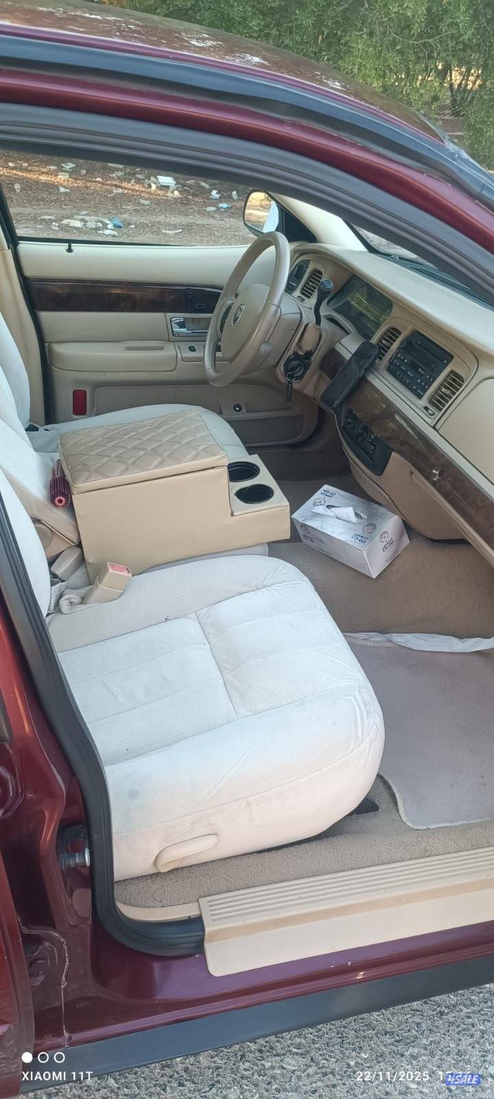 للبيع فورد جراند ماركيز ٢٠٠٧ اللون أحمر3