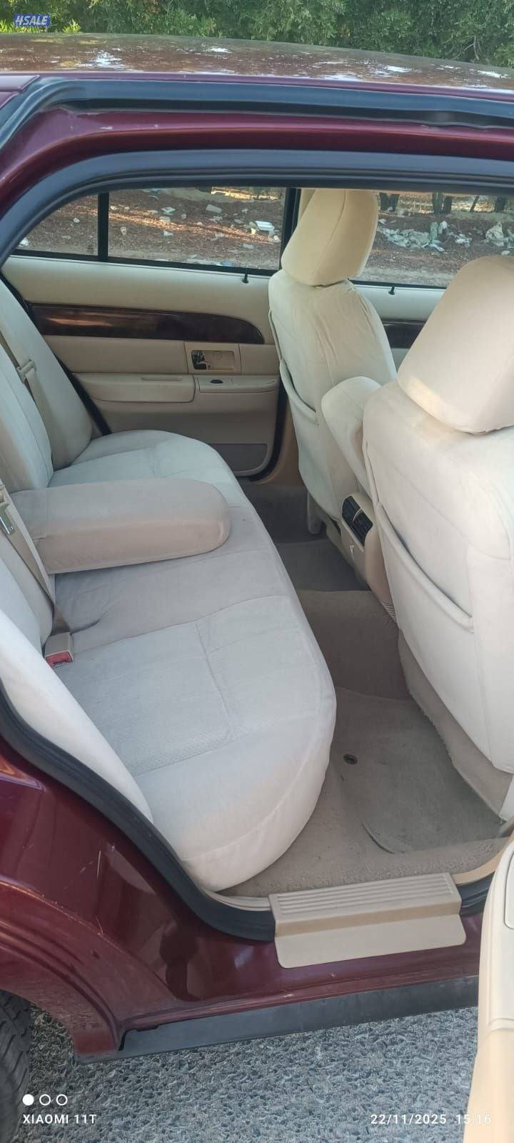 للبيع فورد جراند ماركيز ٢٠٠٧ اللون أحمر4