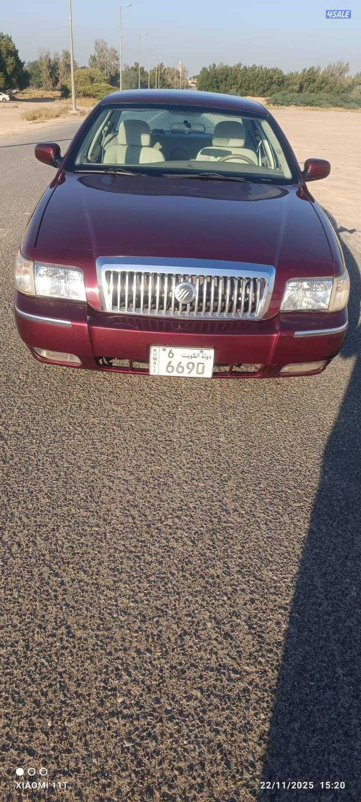 للبيع فورد جراند ماركيز ٢٠٠٧ اللون أحمر9