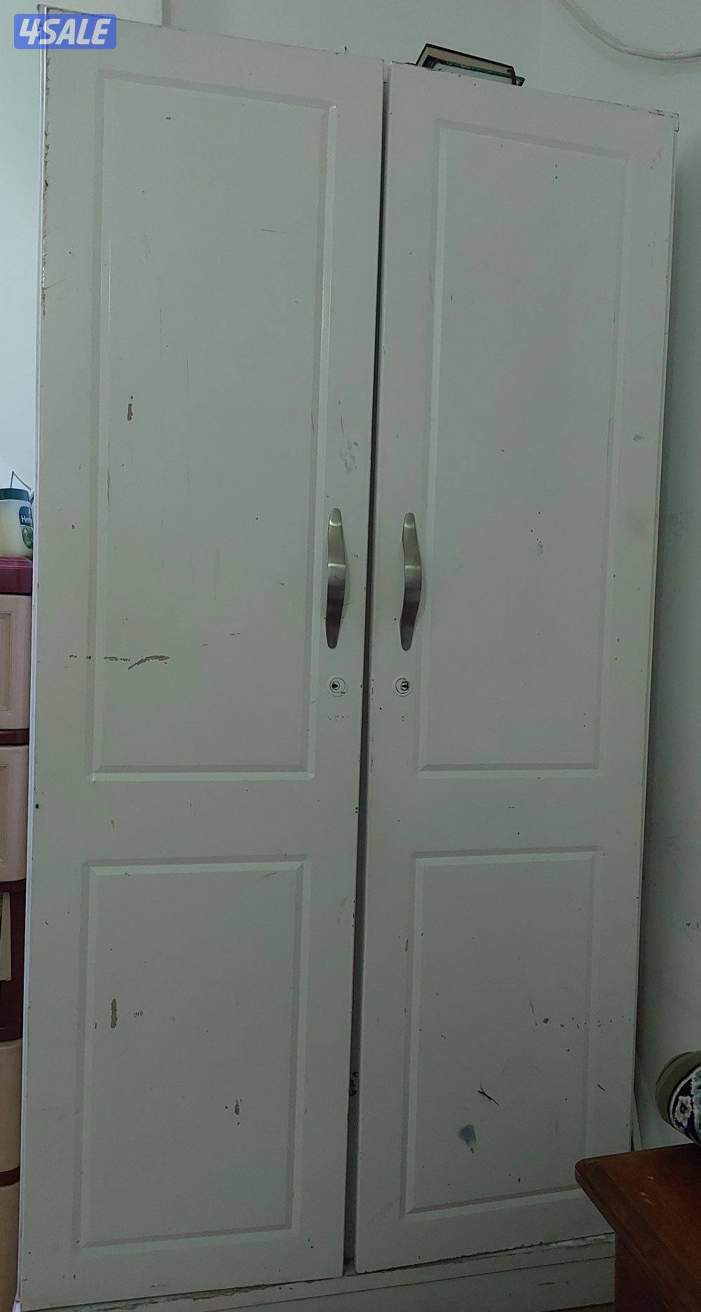 ✅ Furniture for Sale – Very Good Condition (Hawally)

1️⃣ Double Door2