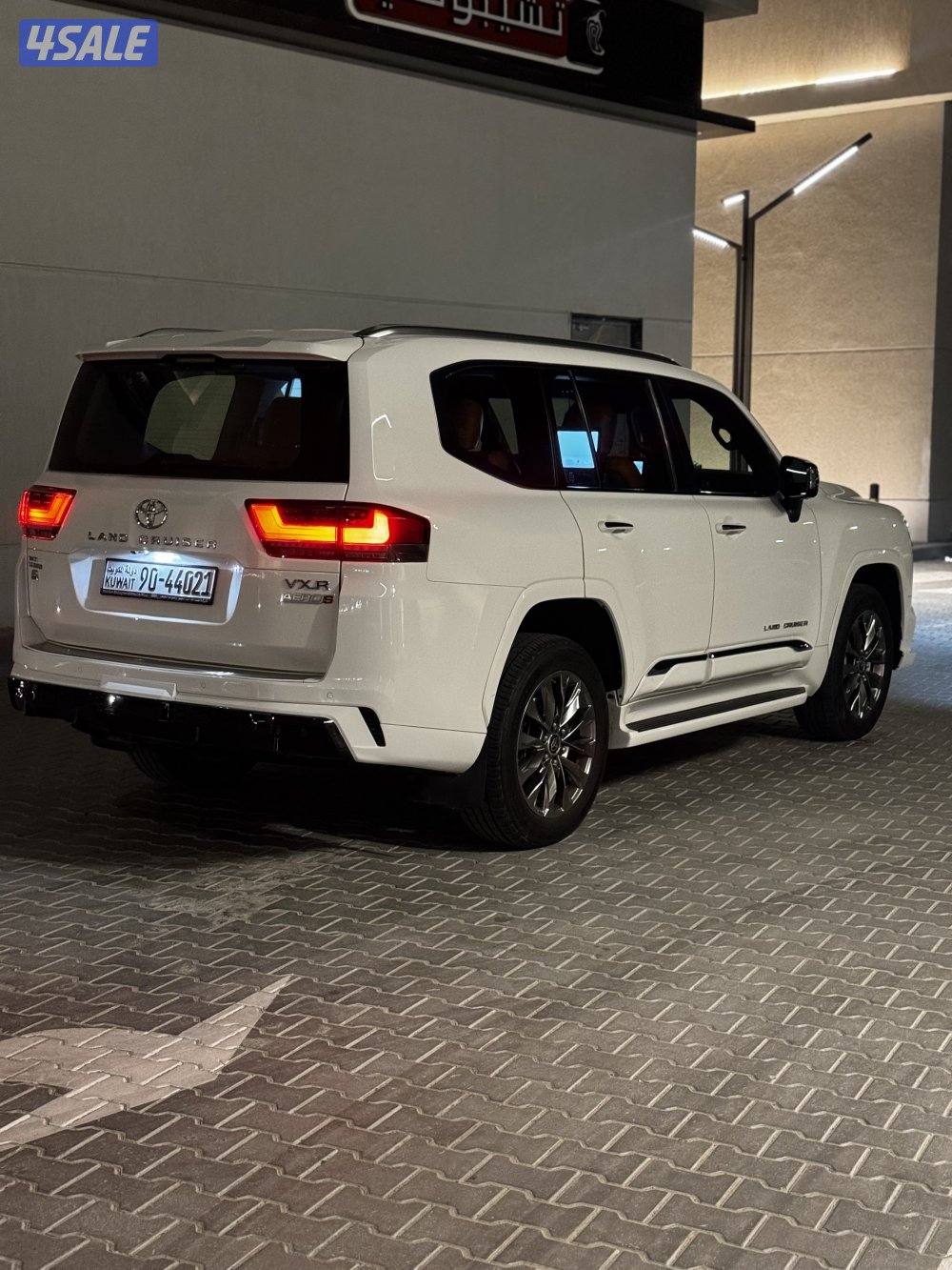 لاندكروزر 2022 VXR ايرو S تون تيربو اعلى درجه صبغ الوكاله شرط الفحص2