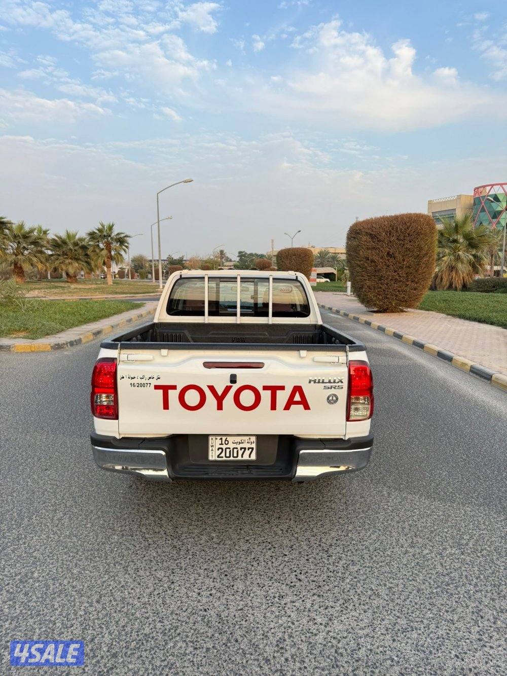 هايلكس 2019 قير اوتوماتيك فل اوبشن ماشي 140 الف بحاله جديده شرط الفحص3