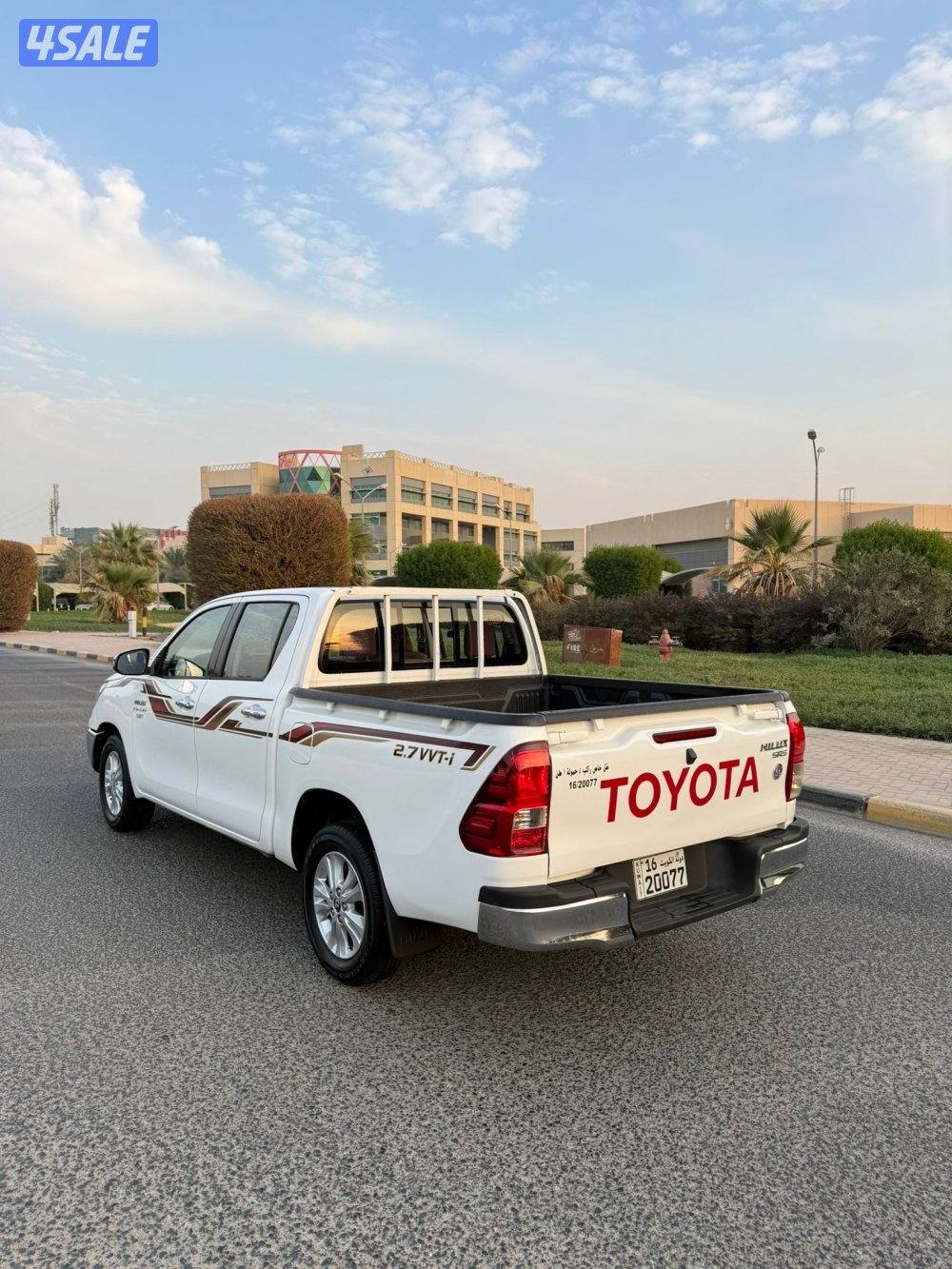 هايلكس 2019 قير اوتوماتيك فل اوبشن ماشي 140 الف بحاله جديده شرط الفحص4