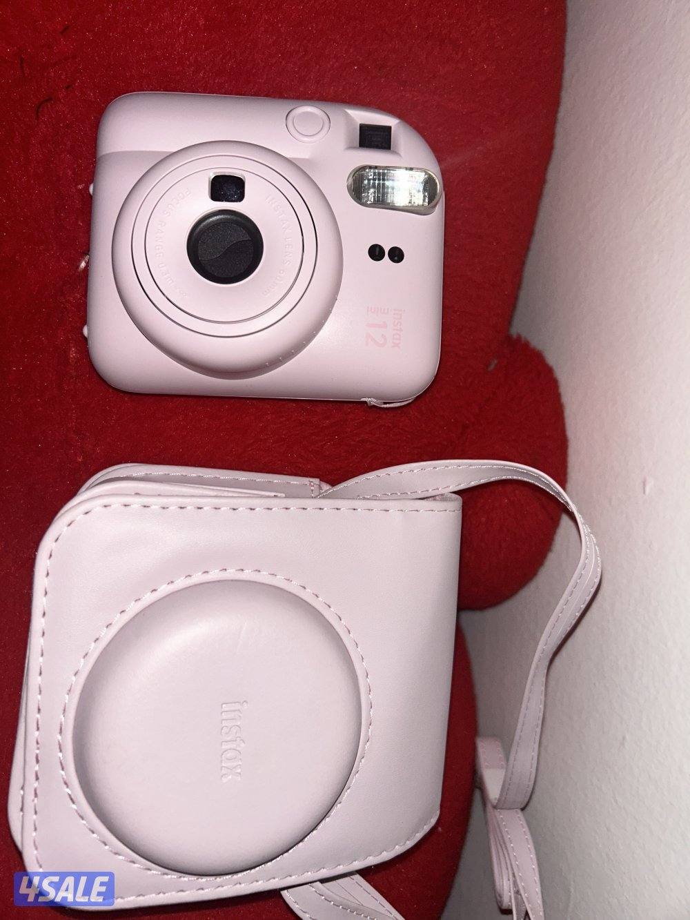 Instax mini 12 camera, with pink case3