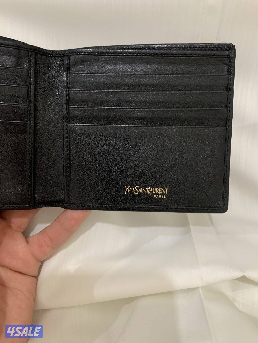 بوك سال لوران2