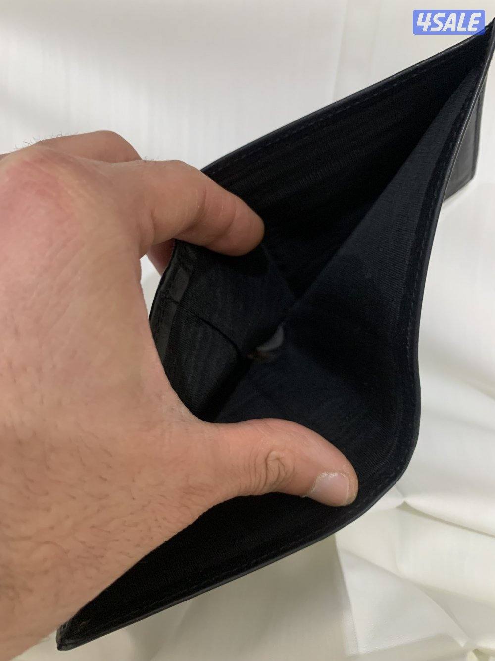 بوك سال لوران4