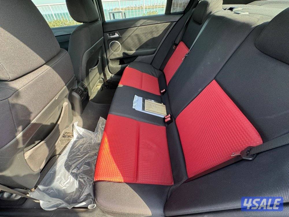 للبيع لومينا2010 S بحالة الوكالة8