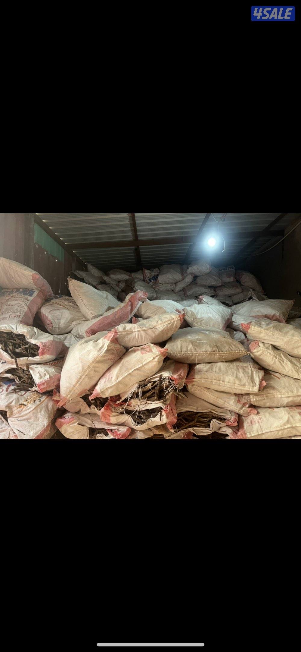 للبيع جميع انواع الحطب السعودي والفحم الافريقي والفيتنامي2