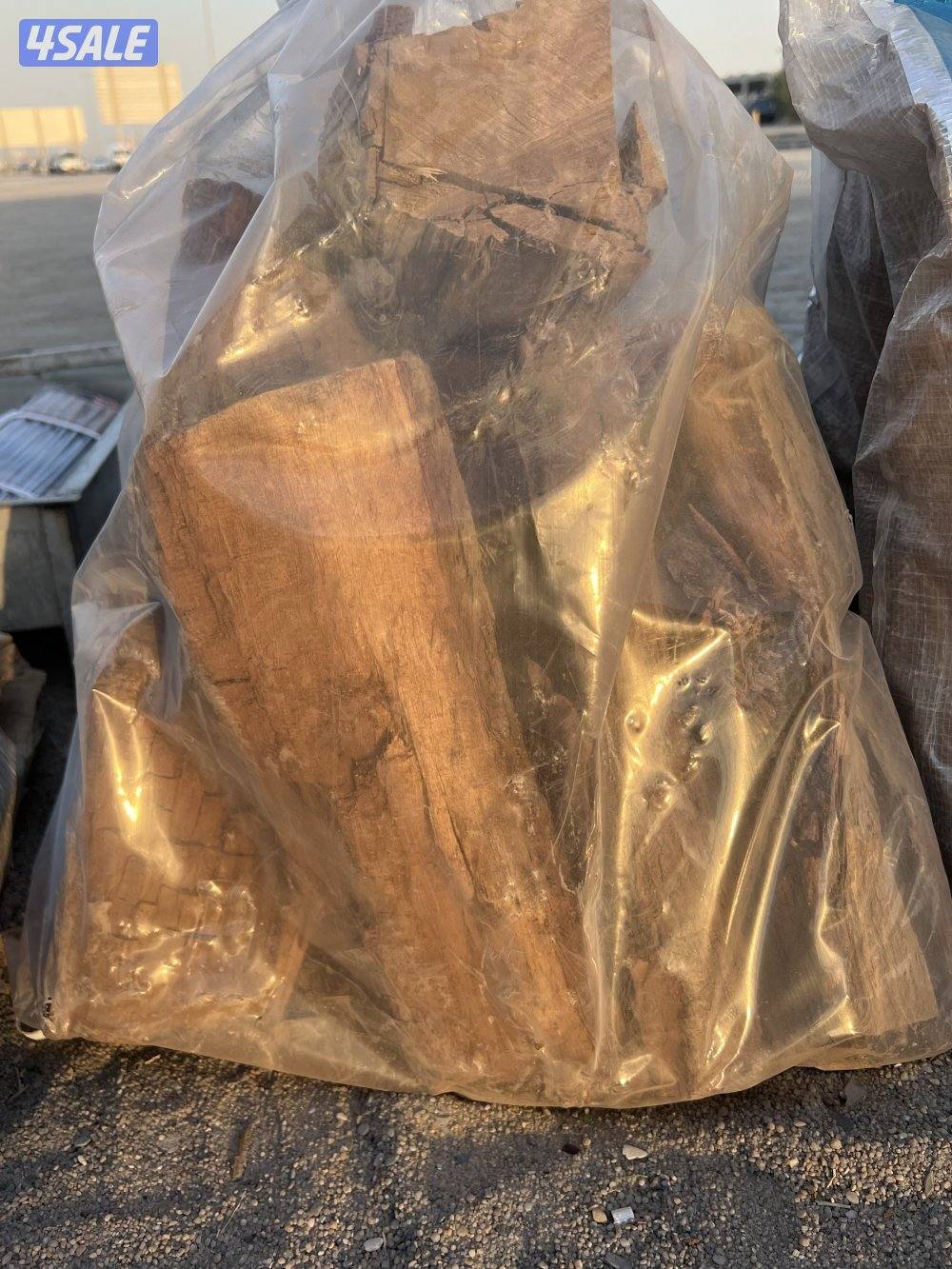 للبيع جميع انواع الحطب السعودي والفحم الافريقي والفيتنامي9