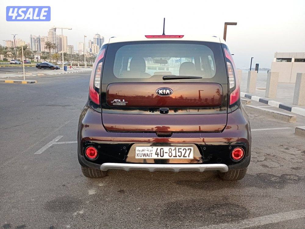 جيب كيا 16CC ماشي 180 بحاله جيده جدا للاستعمال1