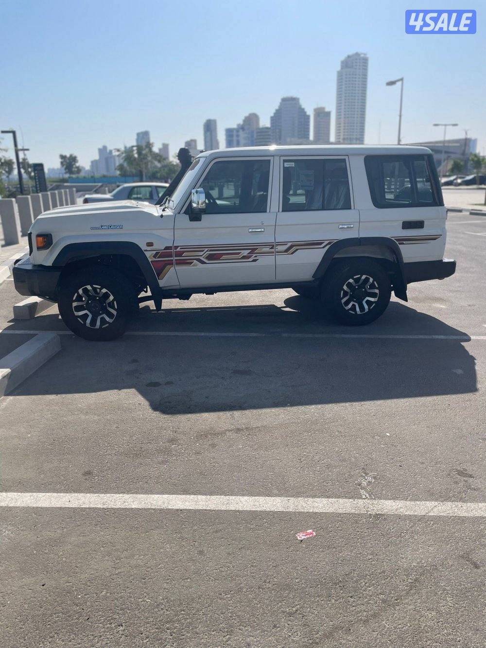 توياتا نص 2025 سيرفس وكاله الساير منتظم ماشي عليه الثلاجه وكاله وينش0