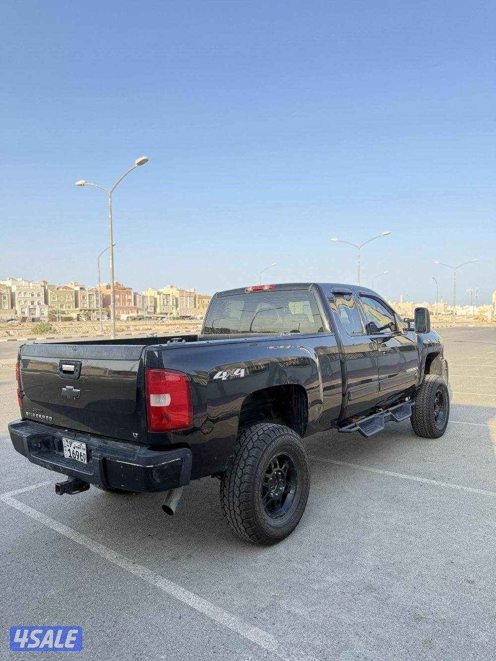 للبيع موديل 2009 HDشاصي جيد شرط الفحص 2500 Z71عداد270 دبل قير0