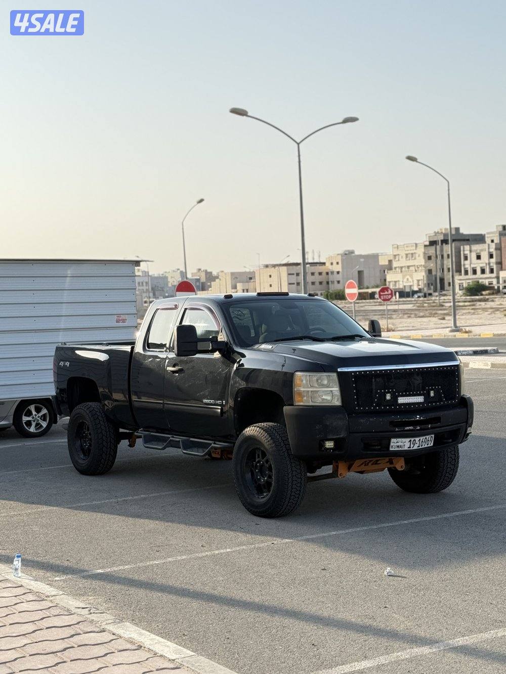 للبيع موديل 2009 HDشاصي جيد شرط الفحص 2500 Z71عداد270 دبل قير4