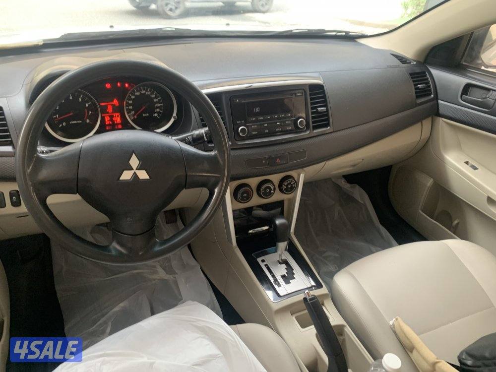 لانسر موديل 2017 بحاله جيد جداا8