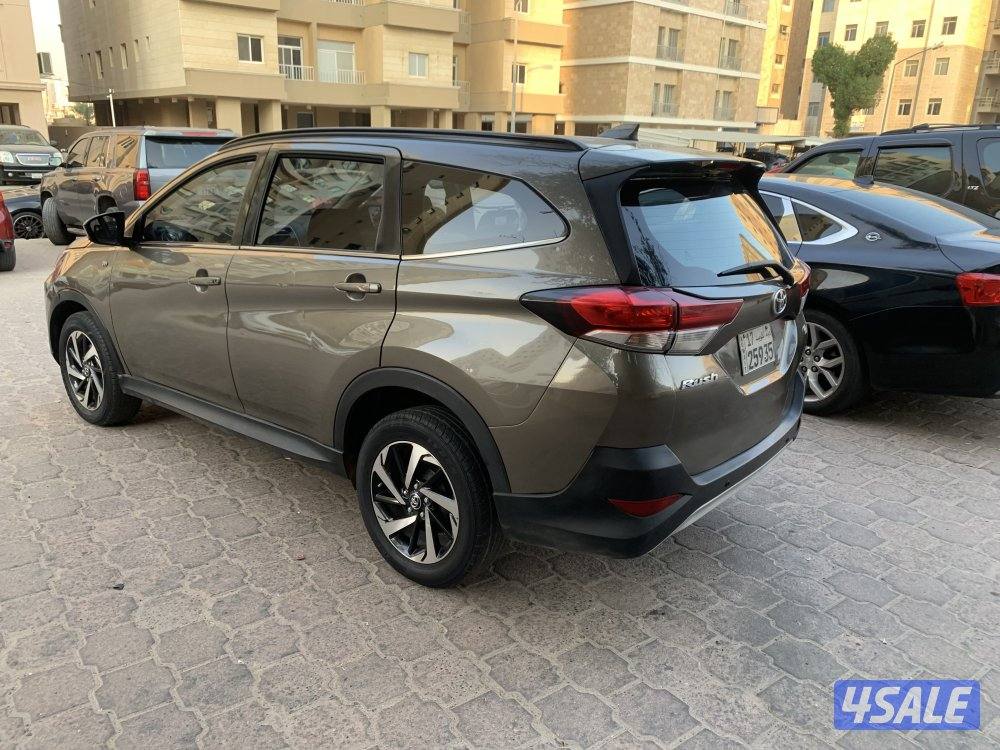 تويوتا راش موديل 2020 بحاله ممتازه12