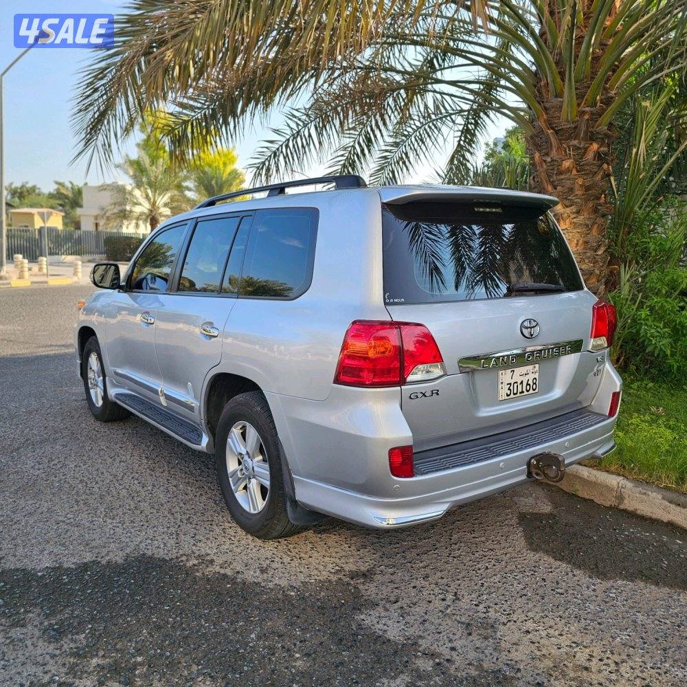 Toyota Land Cruiser GXR 20143