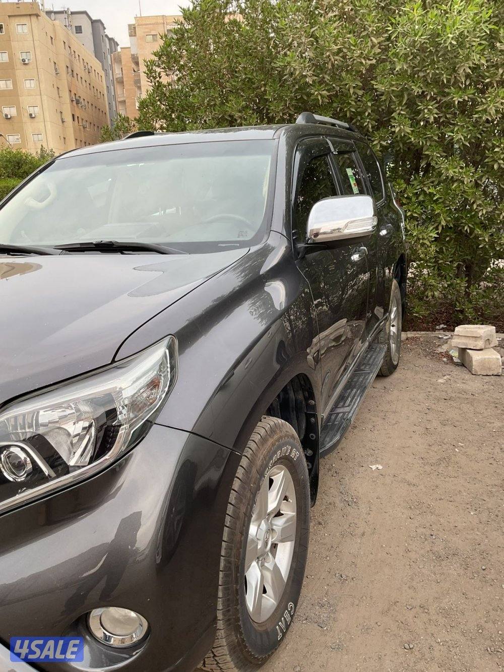 Prado 2015 full orignal paint no scratches 186000 km3