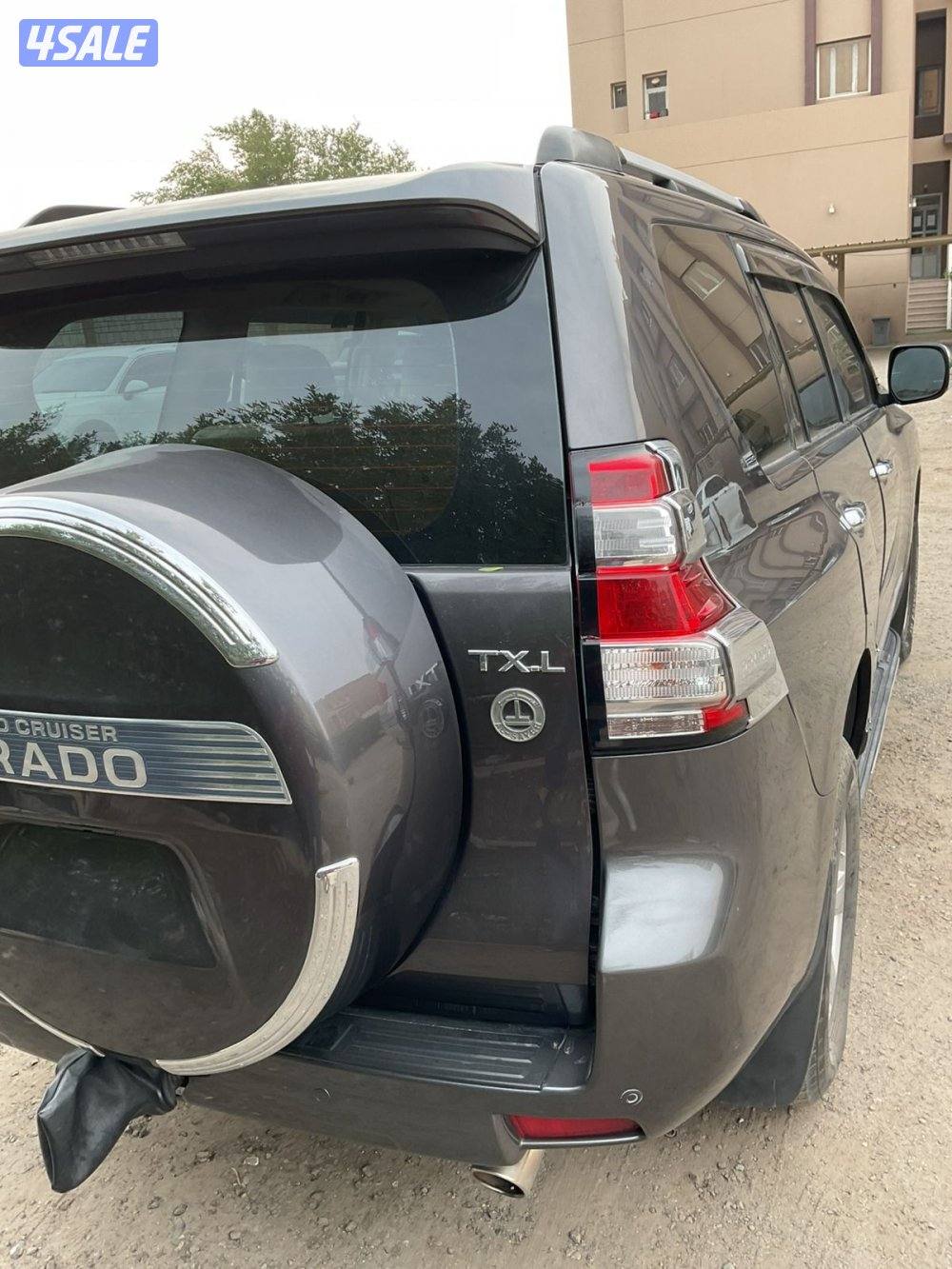 Prado 2015 full orignal paint no scratches 186000 km4