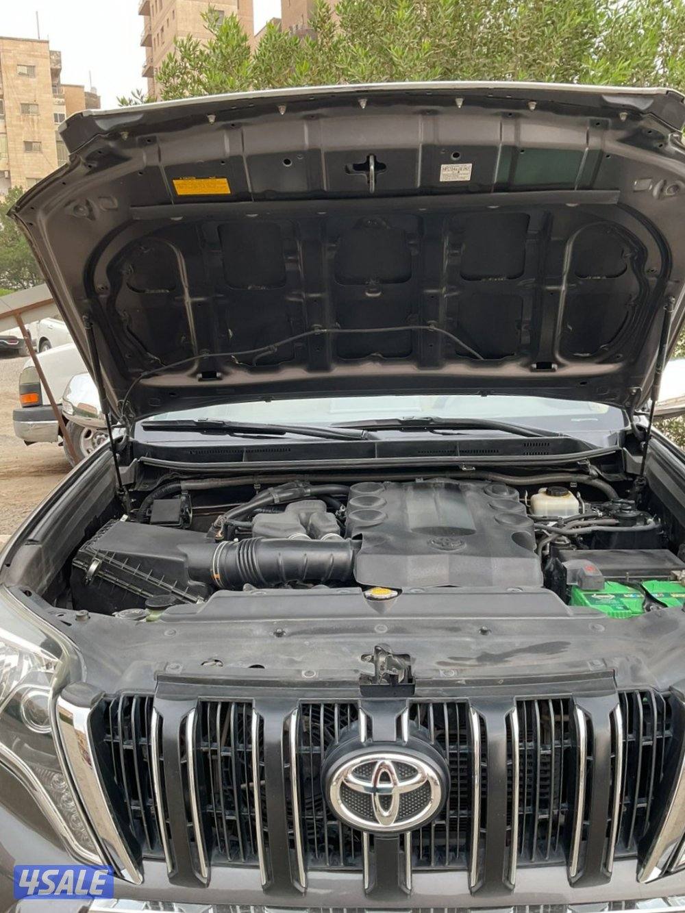 Prado 2015 full orignal paint no scratches 186000 km10