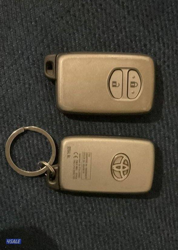 Prado 2015 full orignal paint no scratches 186000 km11