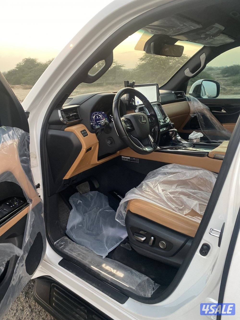 مطلوب لكزس تخليص فوري0