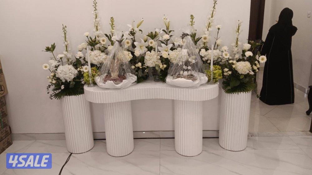 تأجير كراسي وطاولات وبنشات وكنب مطروق وكنب أمريكي ومكيف وزينة منزل وحد15