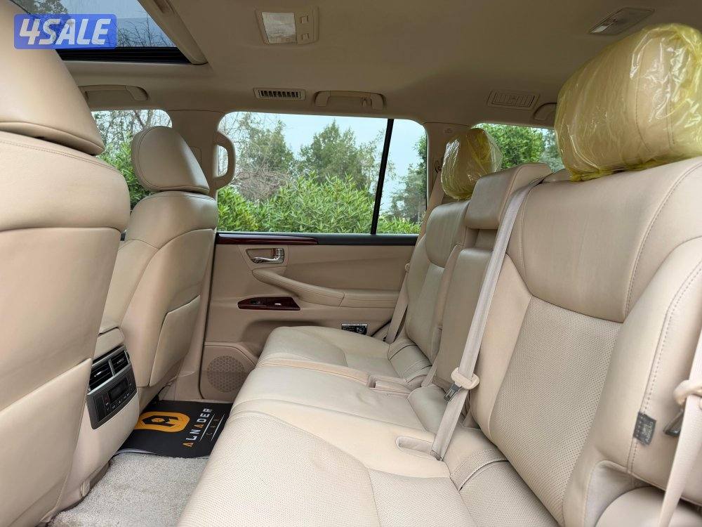 للبيع جيب لكزس LX570 موديل 2012 وارد الساير12