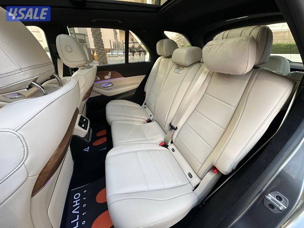 مرسيدسGLE450 AMG موديل2024 عداد3الاف وارد الملا سيرفس حديث8