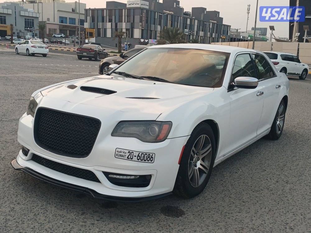 كرايزلر C300 موديل 20130