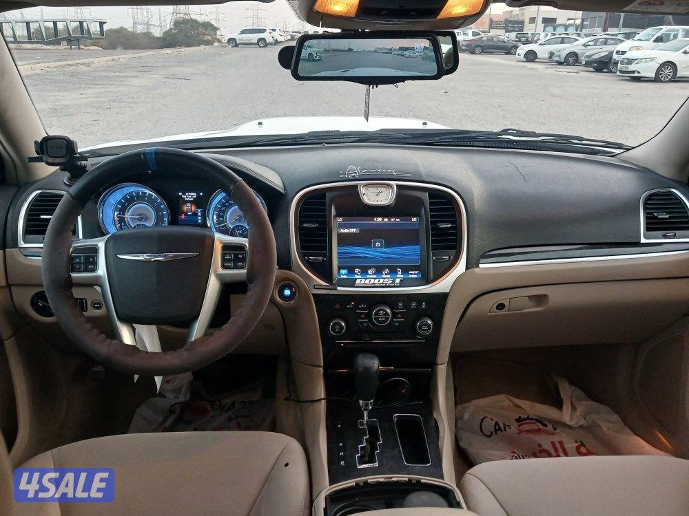 كرايزلر C300 موديل 20137