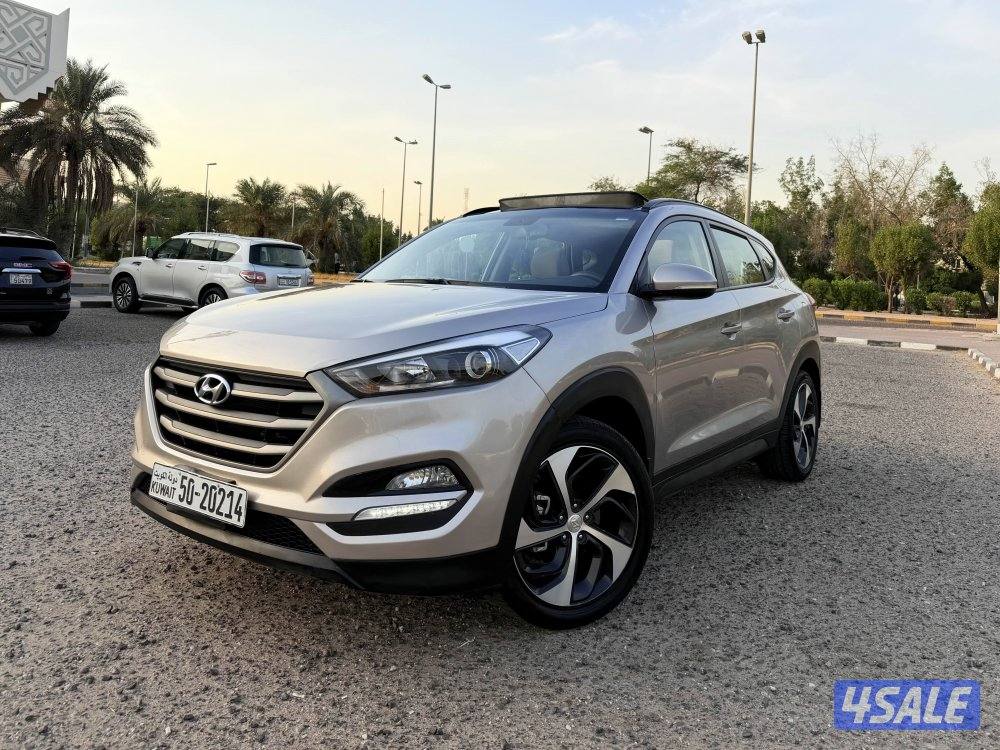 Hyundai Tucson 2018 panorama0