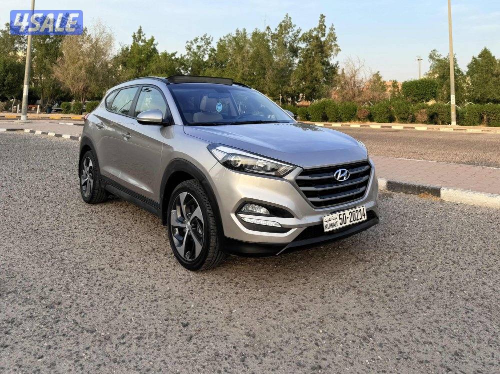 Hyundai Tucson 2018 panorama5