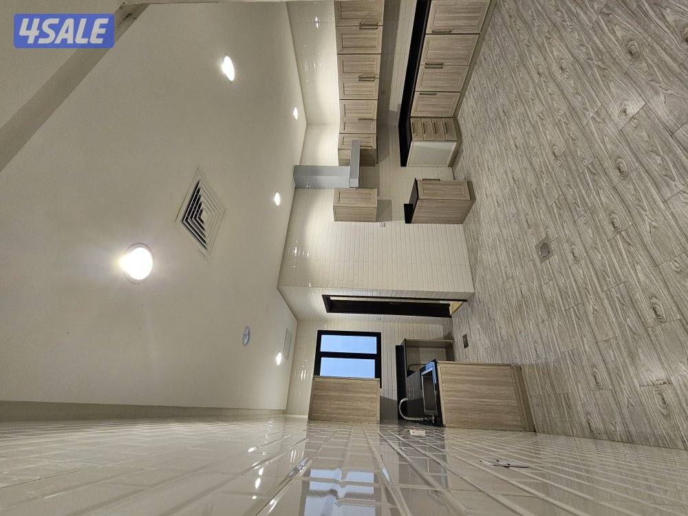 للايجار شقه ابوفطيره ارضيه 4مواقف7