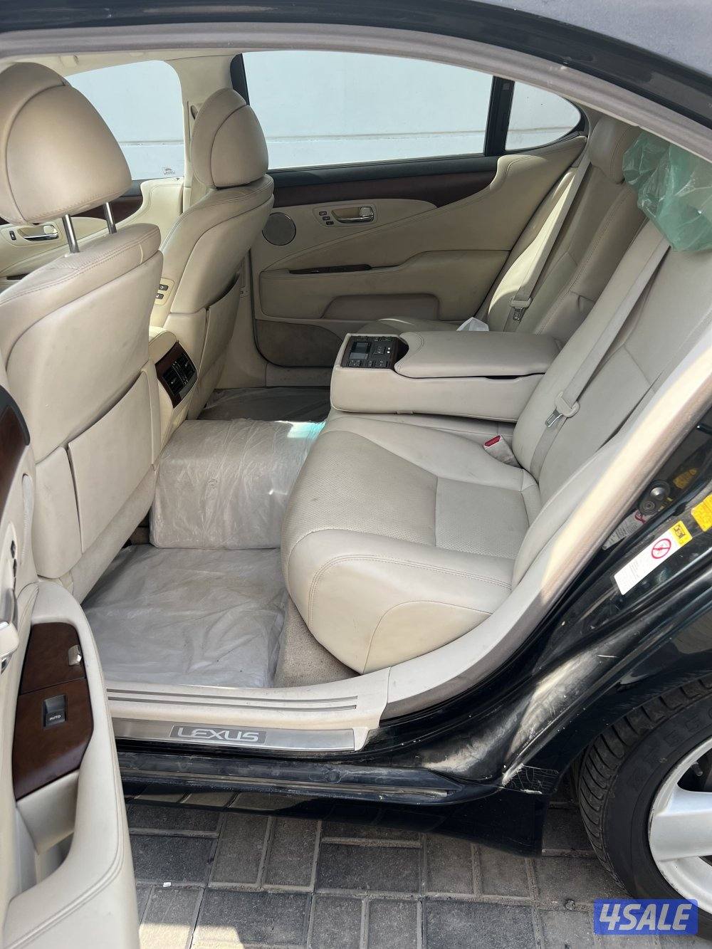 لكزس ٤٦٠ لارج6