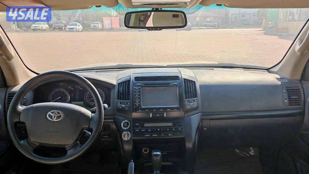 للبيع لاند كروزر 20105