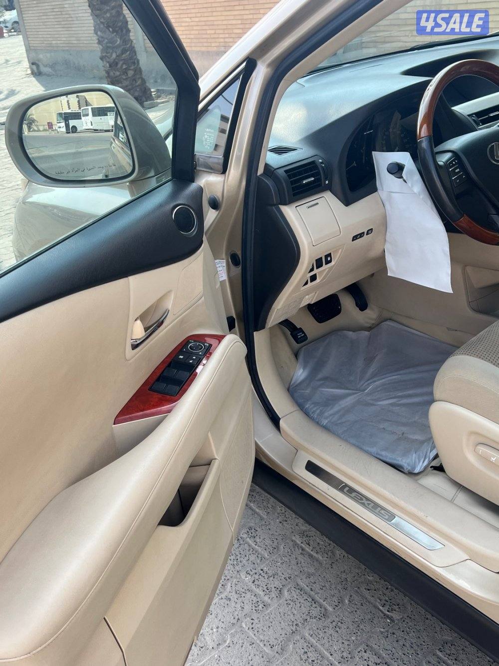 للبيع لكزس RX 350 عداد 974