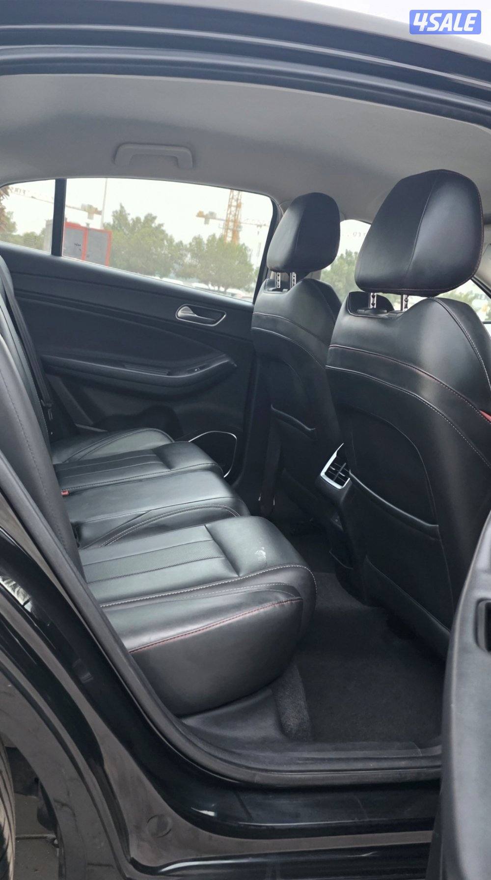 للبيع عدد 2شيري اريزو 6/وعدد 2 اريزو 5 سيارت 4سيارت9