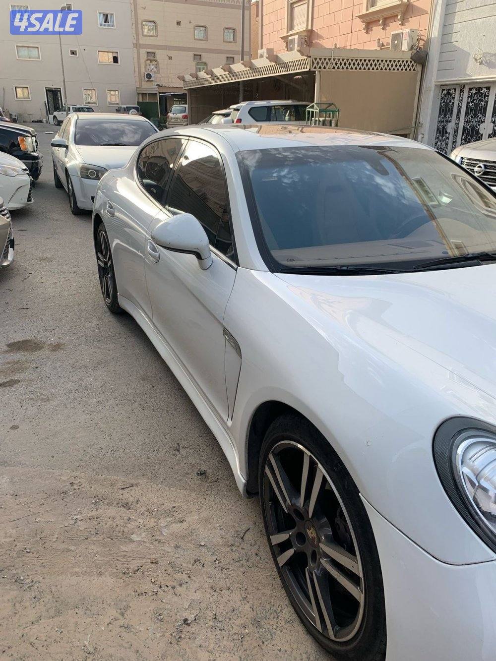 للبيع بورش باناميرا 2013  شرط الفحص5