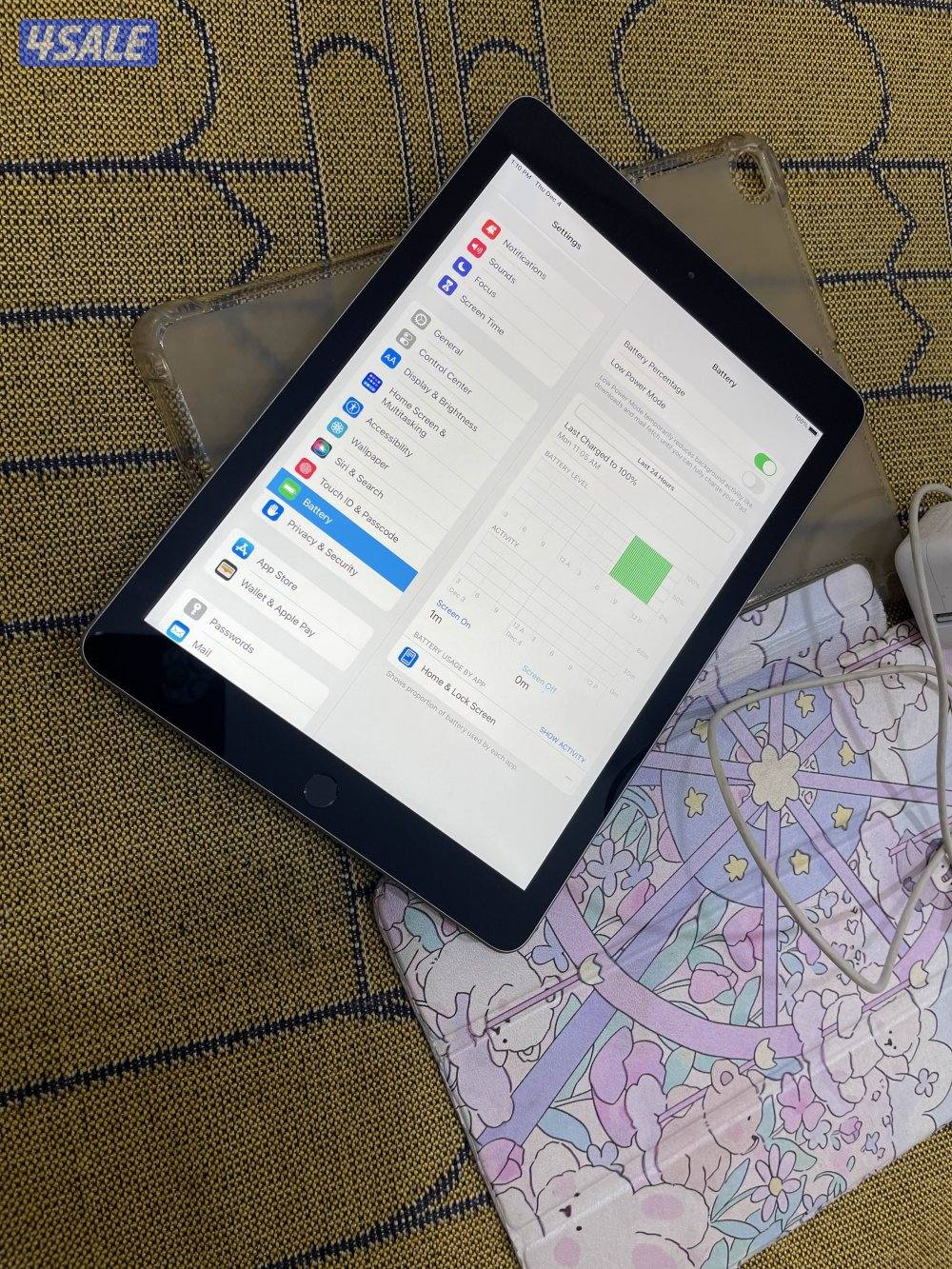 ايباد أبل 5 الخامس 128 قيقا بطارية 96 نظيف جدا مو مصلح ولا شي فيه3