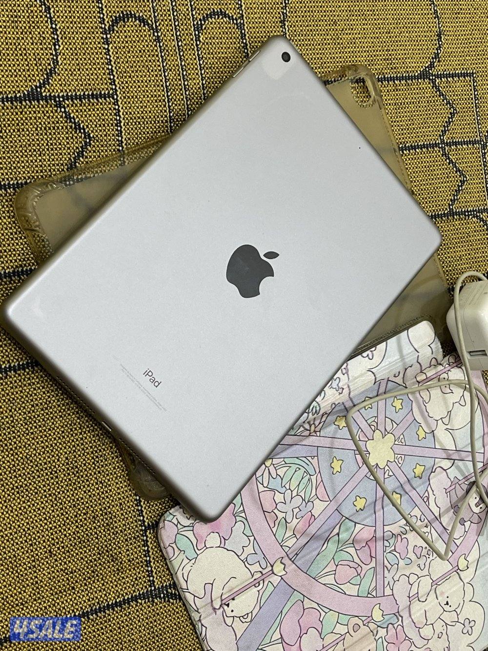 ايباد أبل 5 الخامس 128 قيقا بطارية 96 نظيف جدا مو مصلح ولا شي فيه7