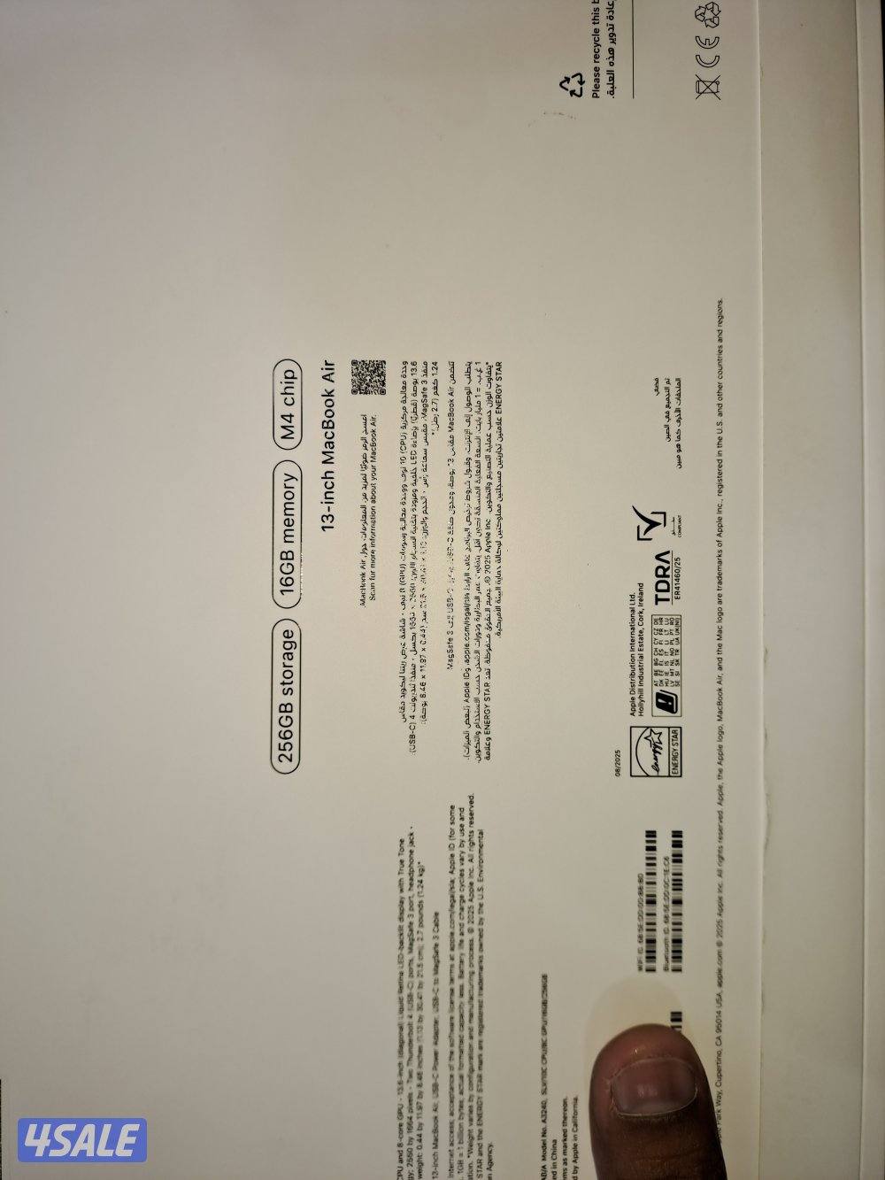 MacBook Air M4 (Silver/Sky) 16gb ram 256 SSD1