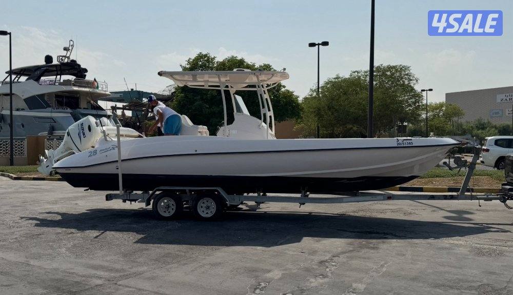 طراد حالول 28 قدم موديل 20151