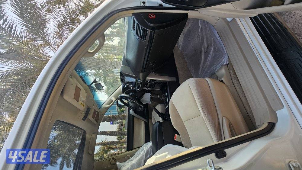 برادو 2013 TXL فتحة ثلاجة شاشة شرط الفحص6