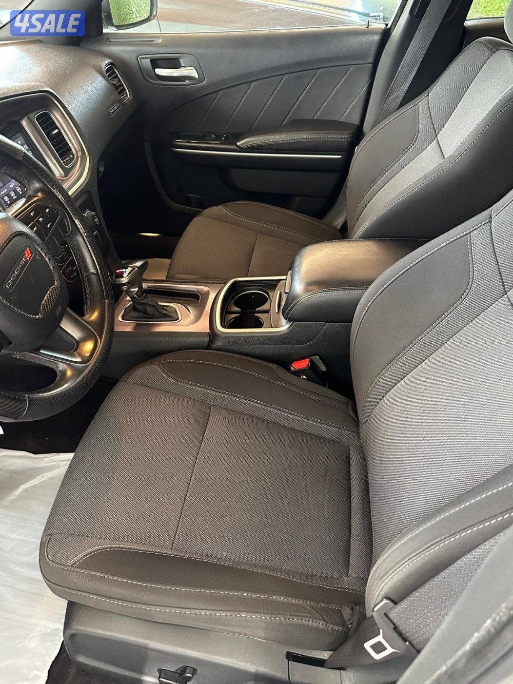 دودج تشارجر 20195